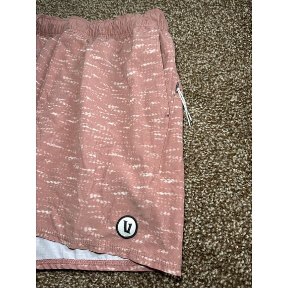 Vuori cap shorts mens medium athleisure workout running jogging hiking beach - Picture 2 of 10